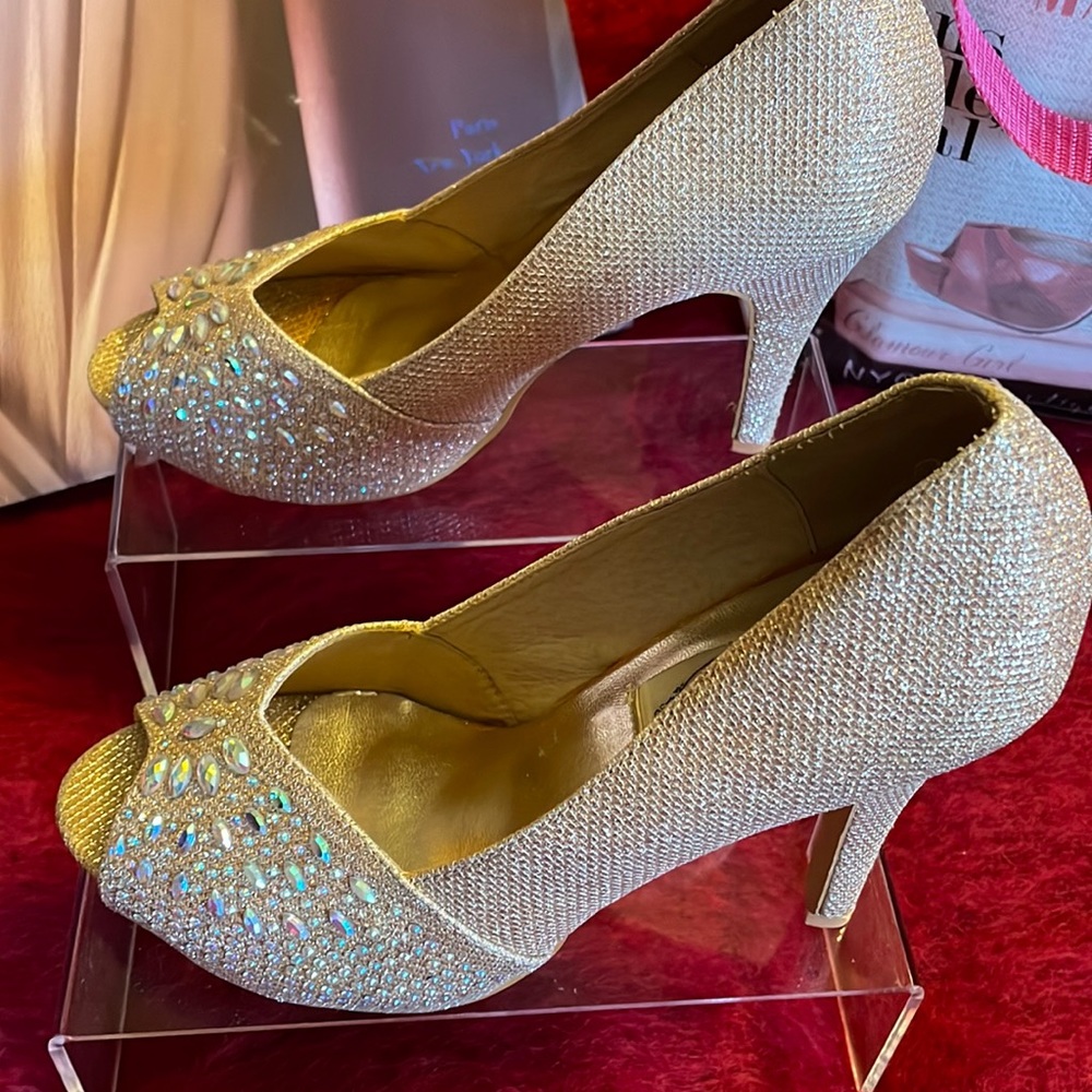 ITALIANA Elegant GOLD MULTI Rhinestone HI Heel SHOE Perfect for Weddings/PROMS 8